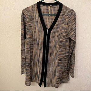 Comfy Long Sleeve Lite Weight Jacket Size Medium